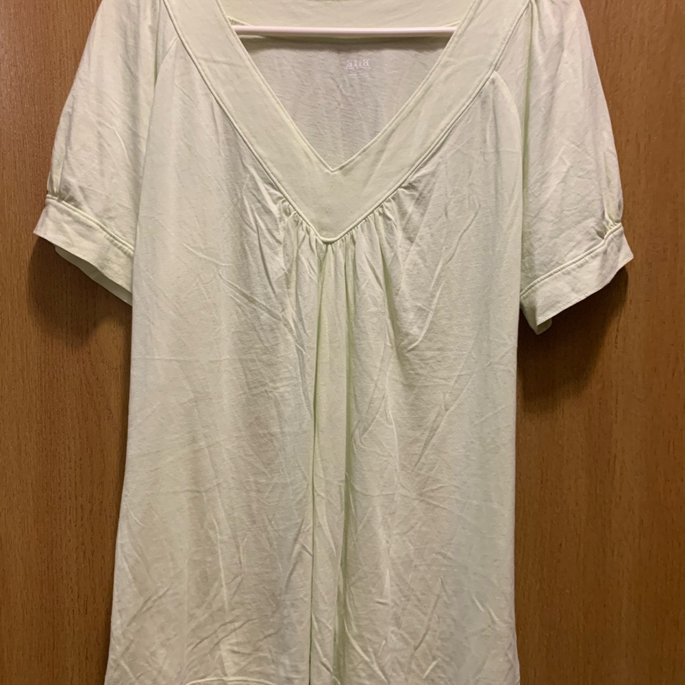 V-Neck Light Mint Short Sleeve Shirt by a New Approach